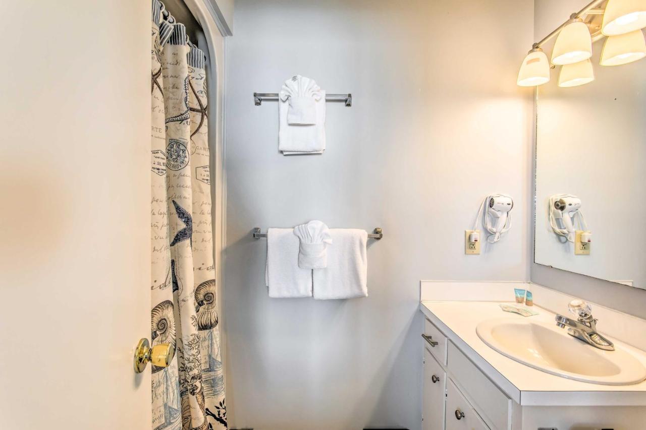 Bright Beachy Condo With Boardwalk Access And Patio! Myrtle Beach Esterno foto